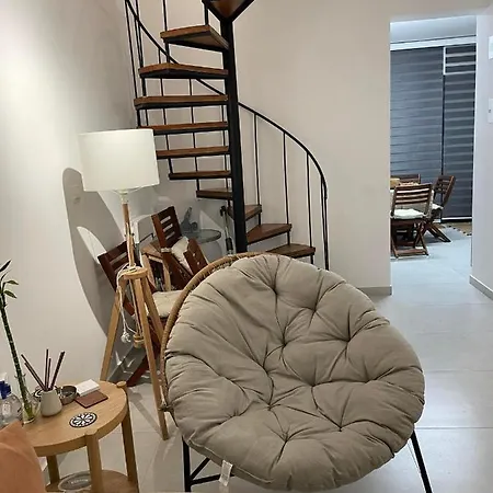 아파트 Casa Latchi Luxury Maisonette 폴리스