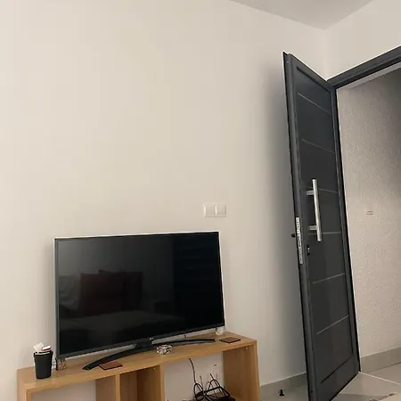 Casa Latchi Luxury Maisonette 아파트